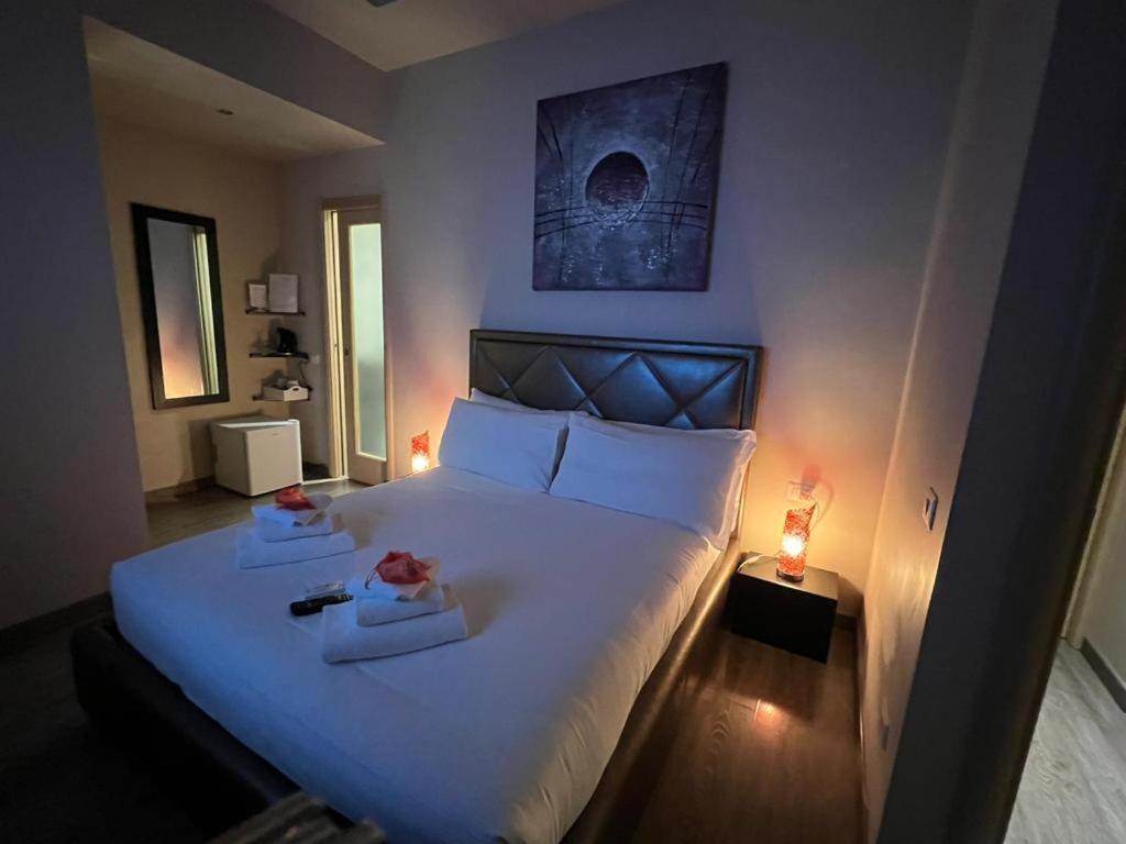 Отель Relaise Luxury Sistina Рим Экстерьер фото